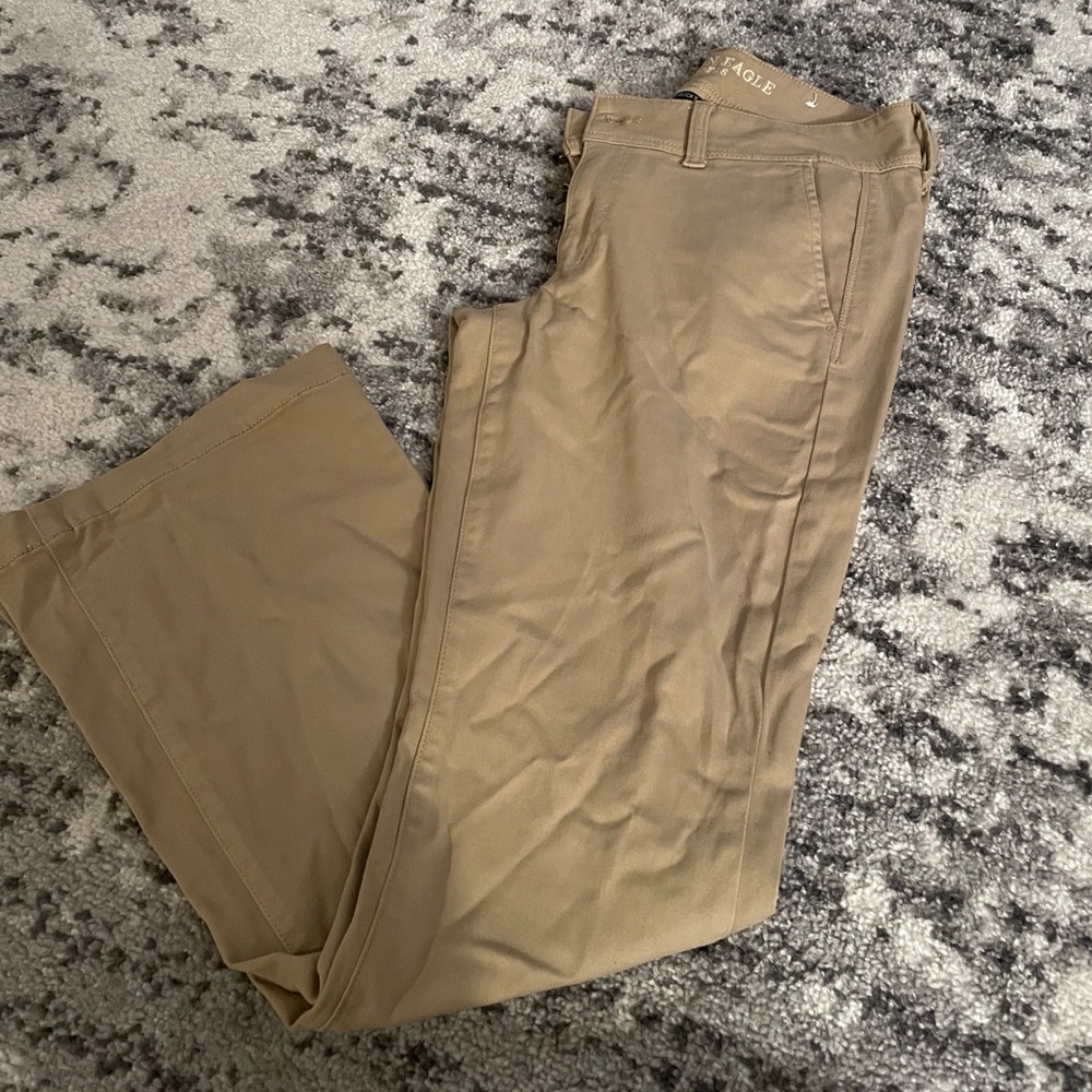 American eagle kick boot khaki size 8 short